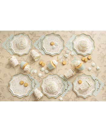 Talerzyki Kwiaty, 20 cm, mix (1 op. / 6 szt.)